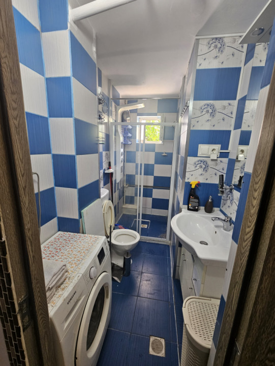 Apartament de închiriat-2 luni