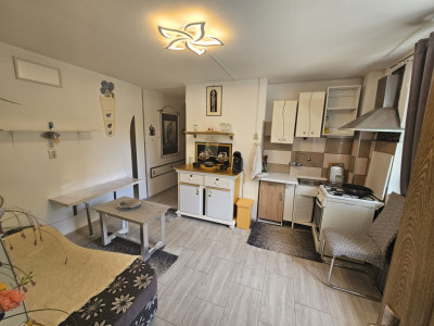 Apartament de închiriat-2 luni