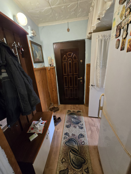 2 camere Milcov