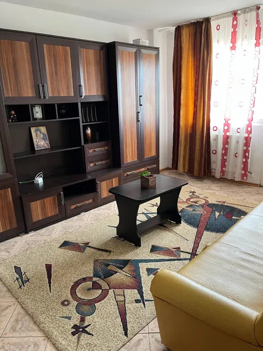 Apartament de inchiriat str Bradului