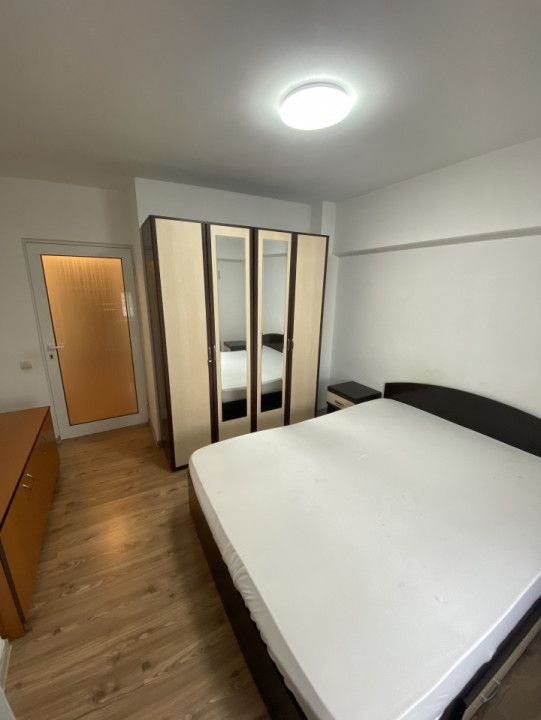 Apartament ultracentral, 3 camere, decomandat 