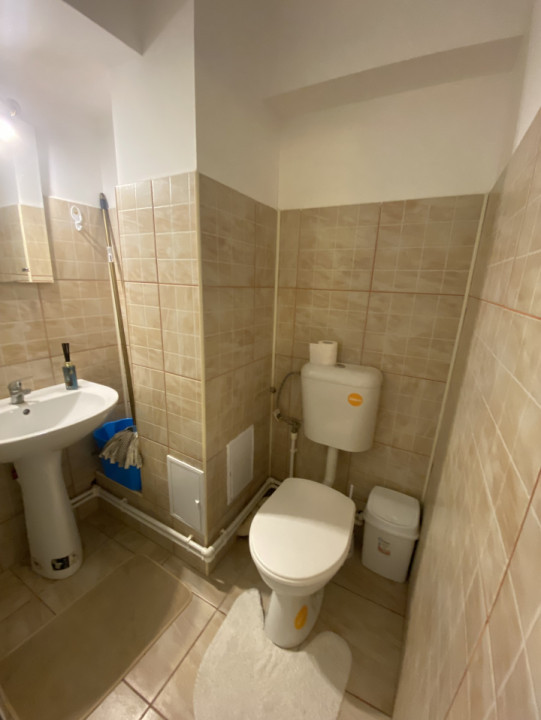 Apartament ultracentral, 3 camere, decomandat 