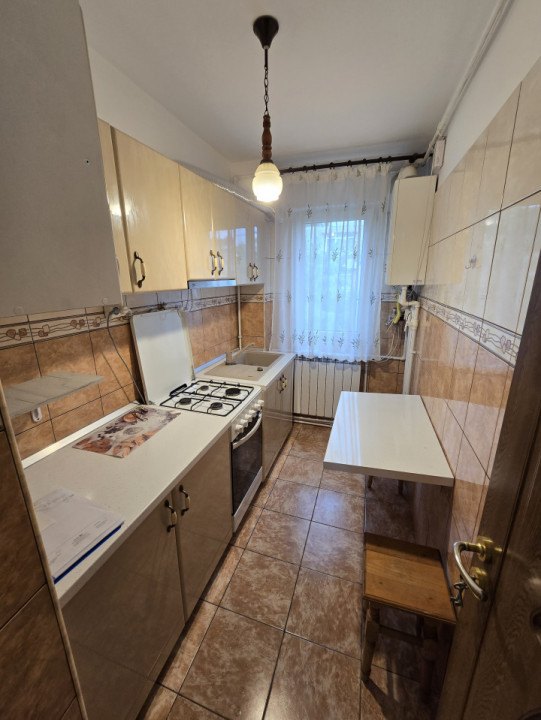 Apartament cu 3 camere
