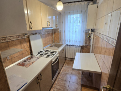 Apartament cu 3 camere