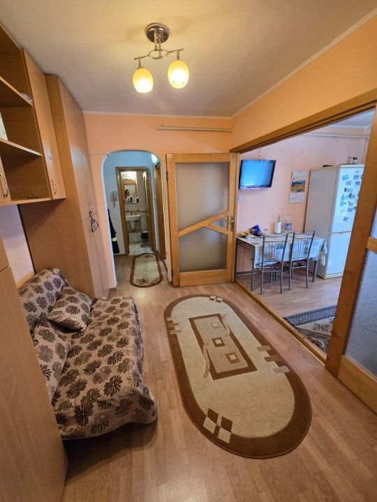 Apartament de vanzare  zona Milcov