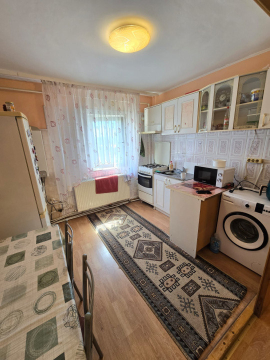 Apartament de vanzare  zona Milcov