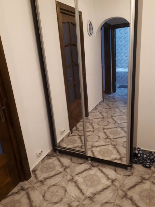 Apartament de inchiriat zona URA