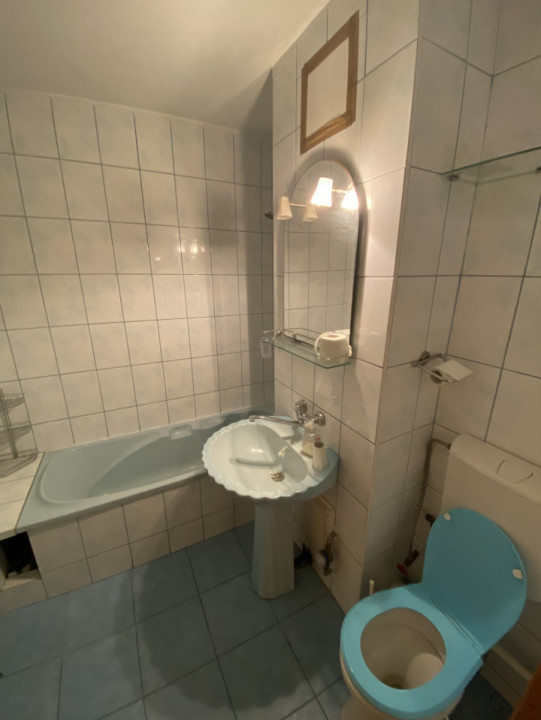 Apartament 3 camere - decomandate , Energiei