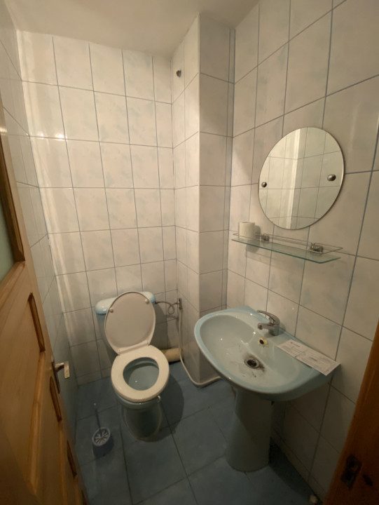 Apartament 3 camere - decomandate , Energiei