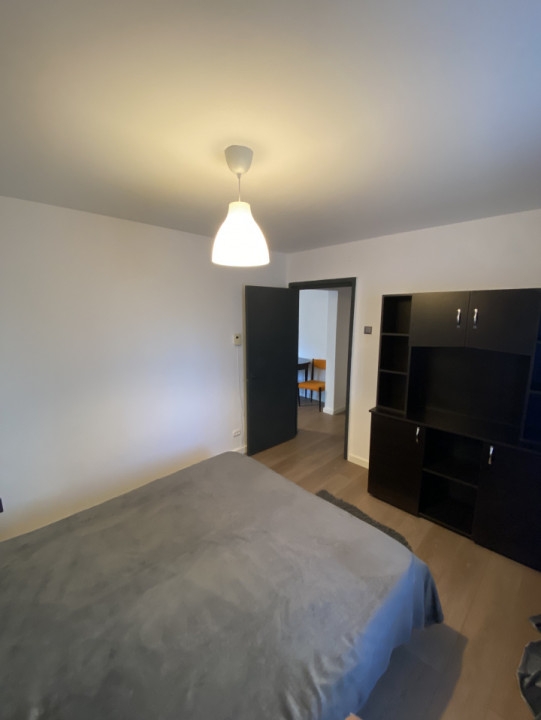 Apartament 3 camere, B.Națională - primul chiriaș
