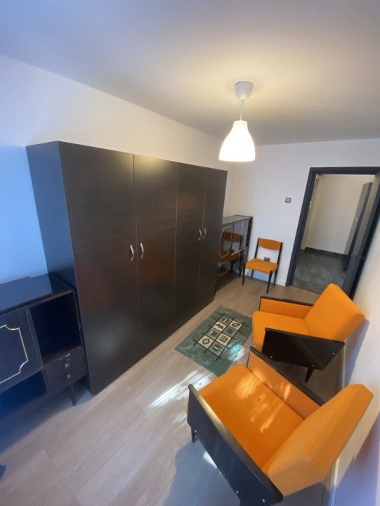 Apartament 3 camere, B.Națională - primul chiriaș