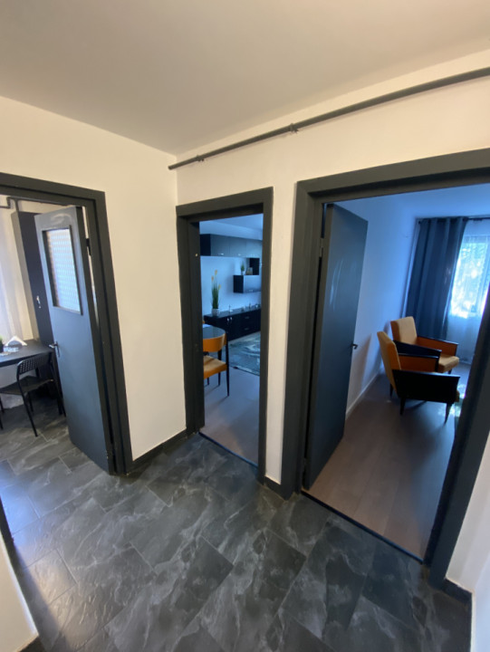 Apartament 3 camere, B.Națională - primul chiriaș