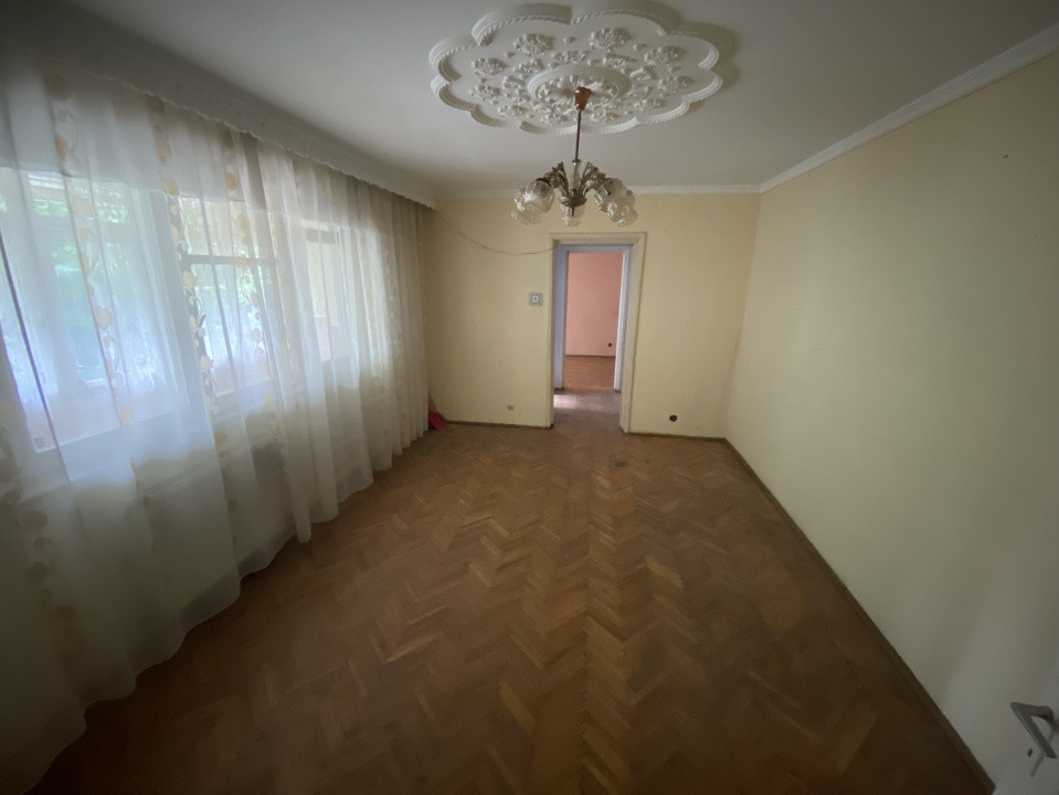 Apartament 2 camere , strada Letea