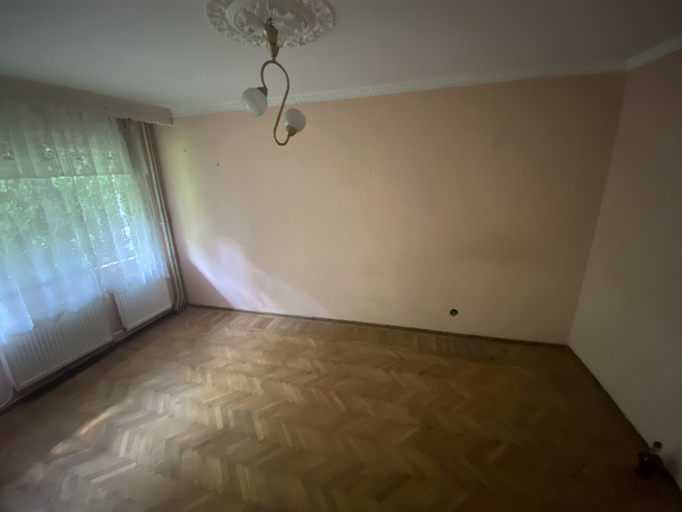 Apartament 2 camere , strada Letea