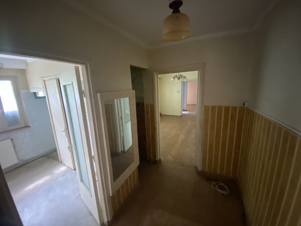 Apartament 2 camere , strada Letea