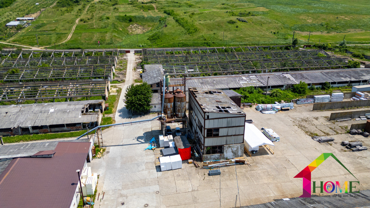 Teren 10.000 mp + Spatii Industriale