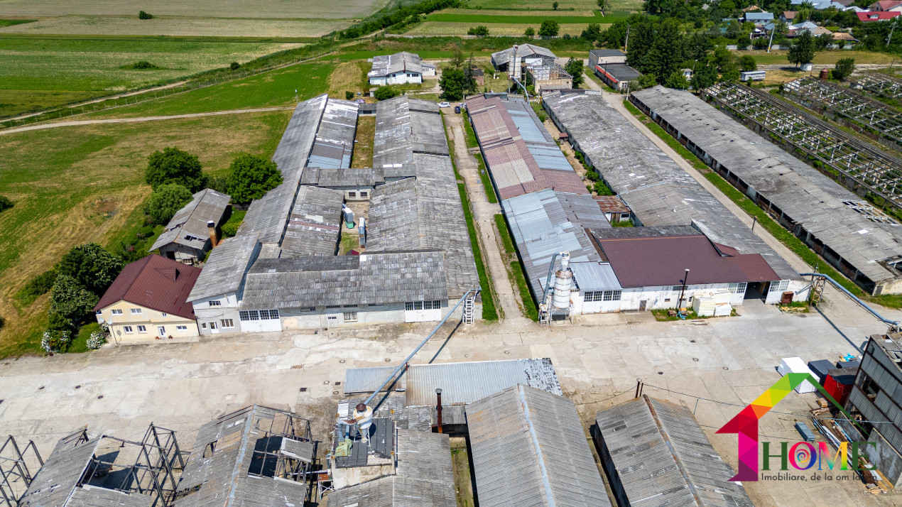Teren 10.000 mp + Spatii Industriale