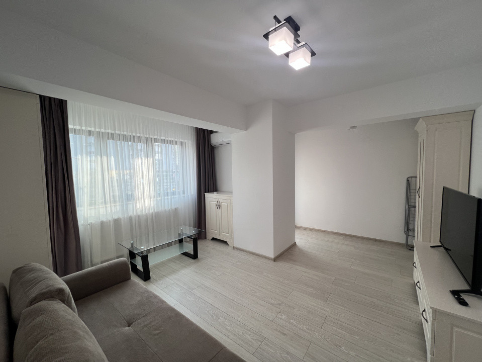 Apartament 2 camere, bloc nou, Central