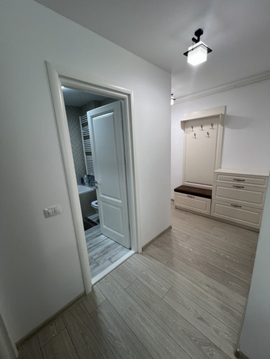 Apartament 2 camere, bloc nou, Central
