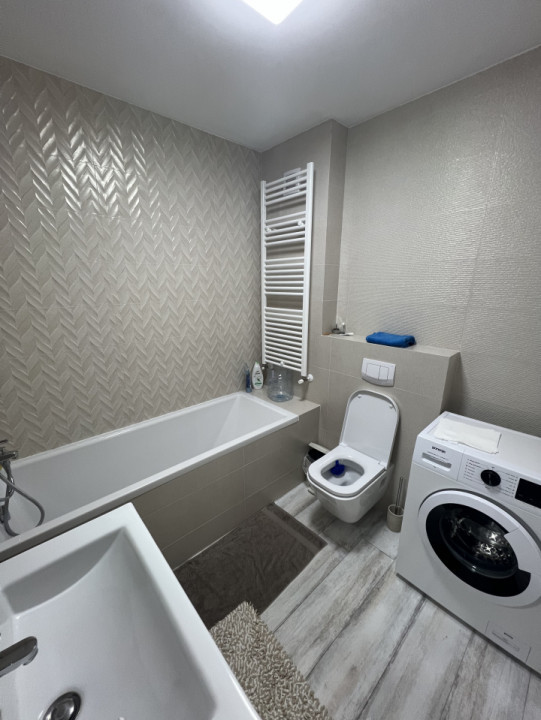 Apartament 2 camere, bloc nou, Central