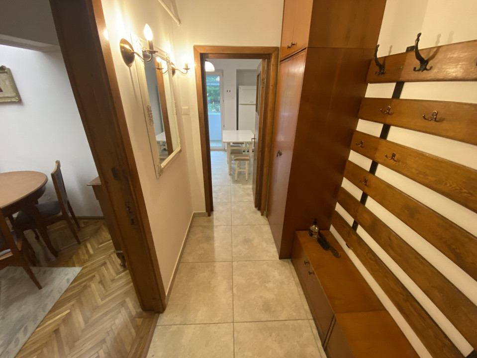 Apartament 3 camere decomandate, central