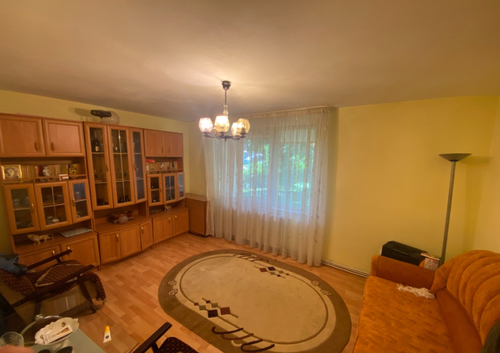 Apartament 3 camere decomandate