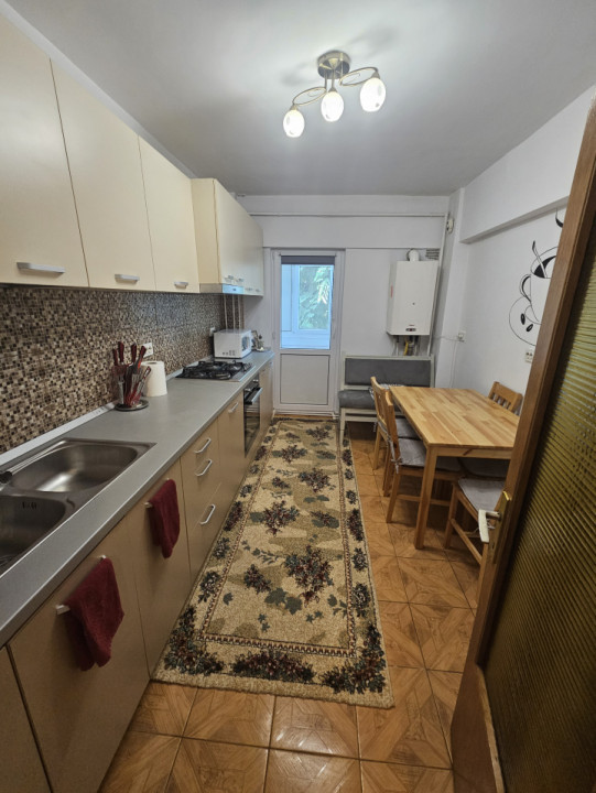 3 camere Ana Ipatescu 