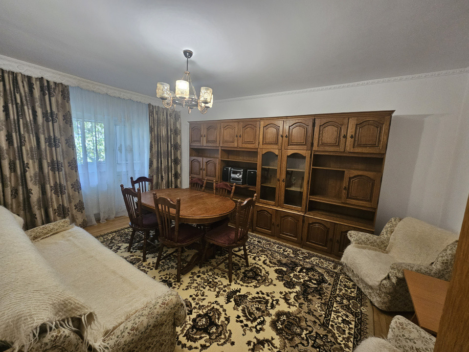3 camere Ana Ipatescu 
