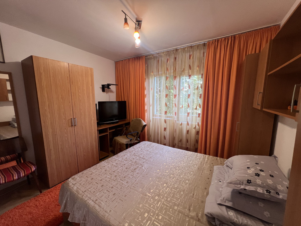 Apartament 3 cam, decomandate, Miron Costin