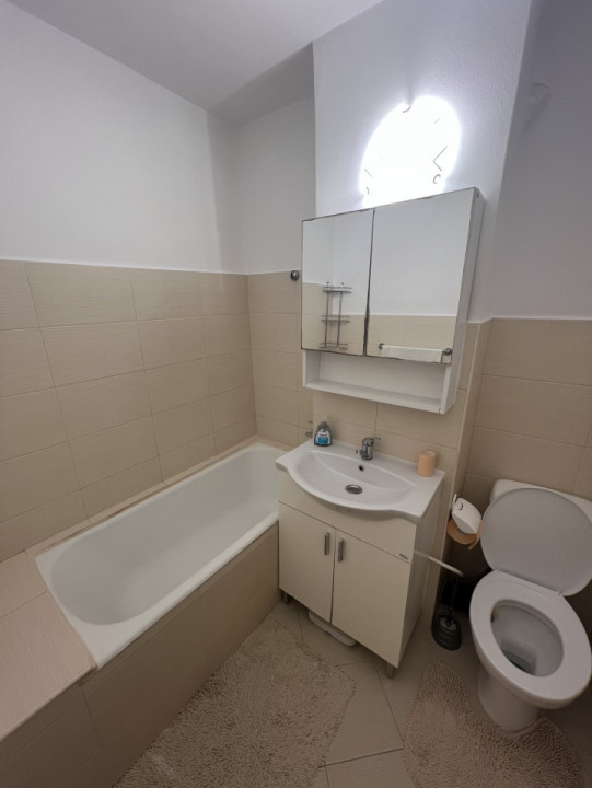 Apartament 3 cam, decomandate, Miron Costin