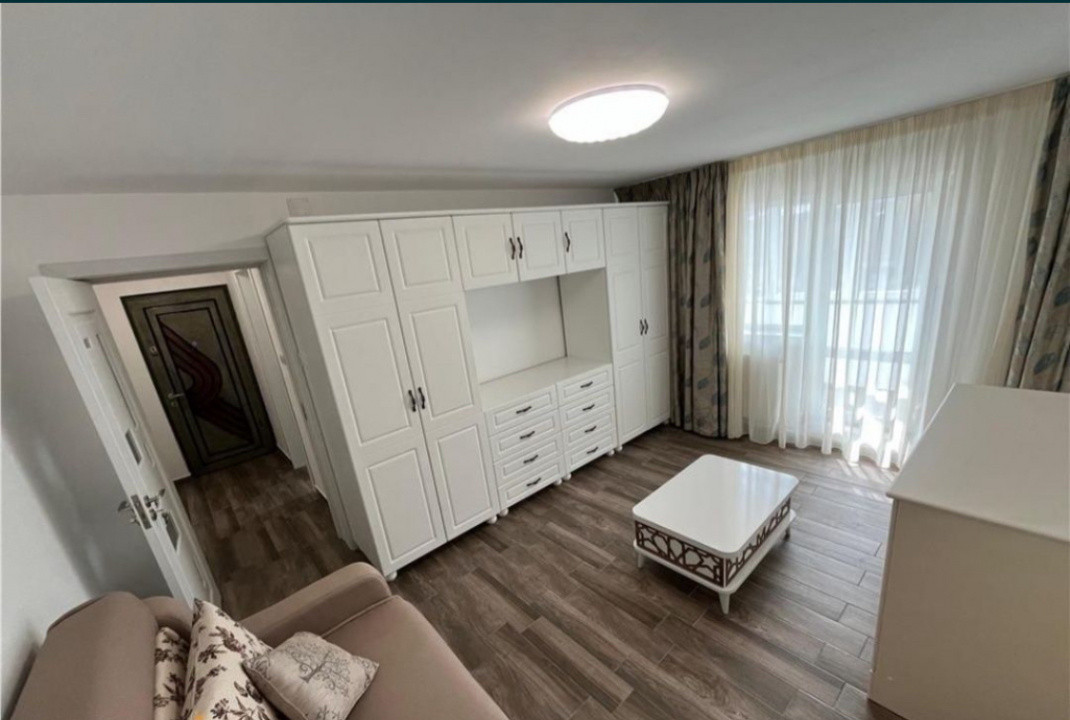 Apartament 3 camere, zona Mioriței