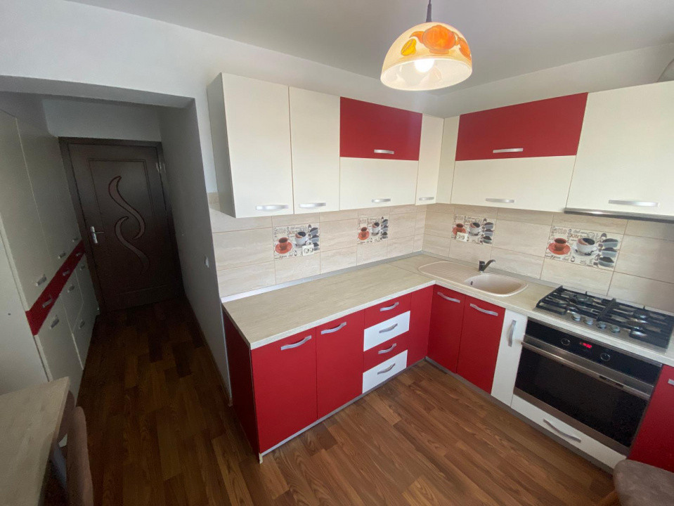 Apartament 3 camere, Bloc Nou
