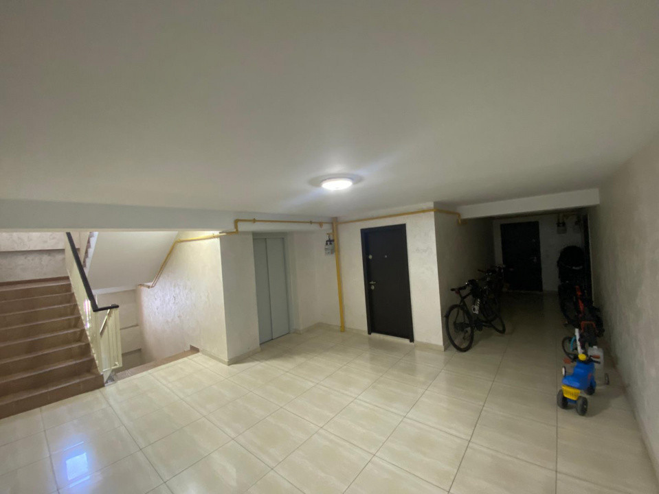 Apartament 3 camere, Bloc Nou