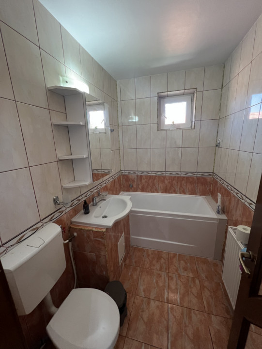 Apartament 3 camere, Central