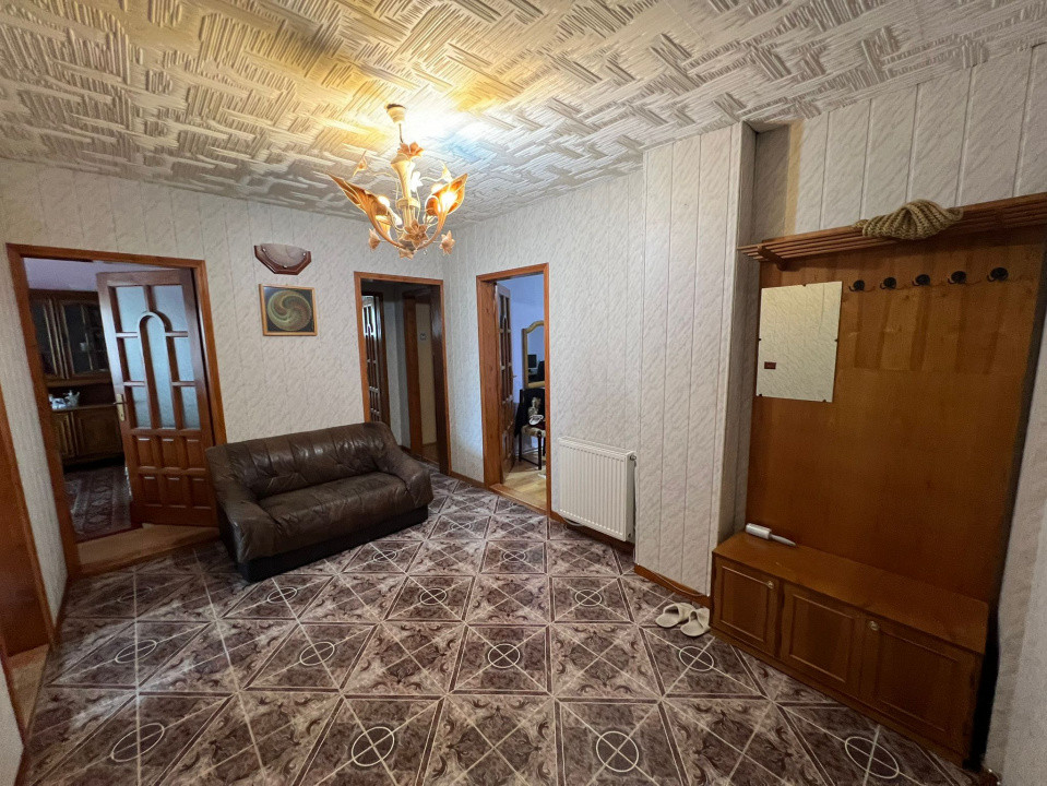 Apartament cu 3 camere Parcul Catedralei