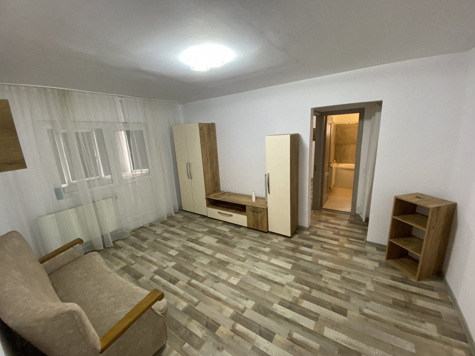 Apartament 3 camere, central