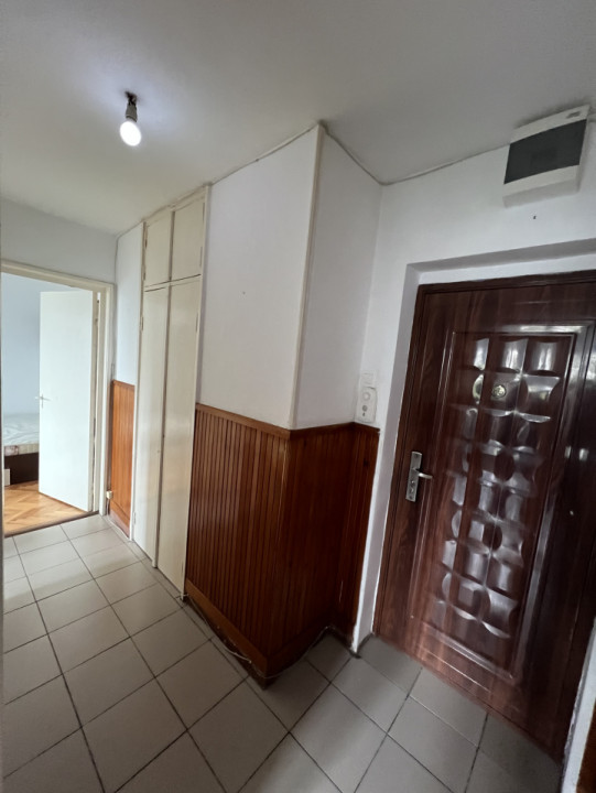 Apartament 2 camere, Universitate