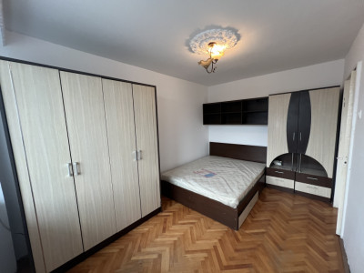 Apartament 2 camere, Universitate