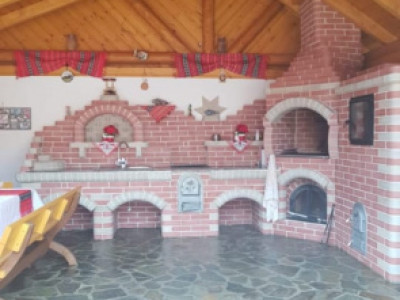 Casa  Asau + 4800 teren