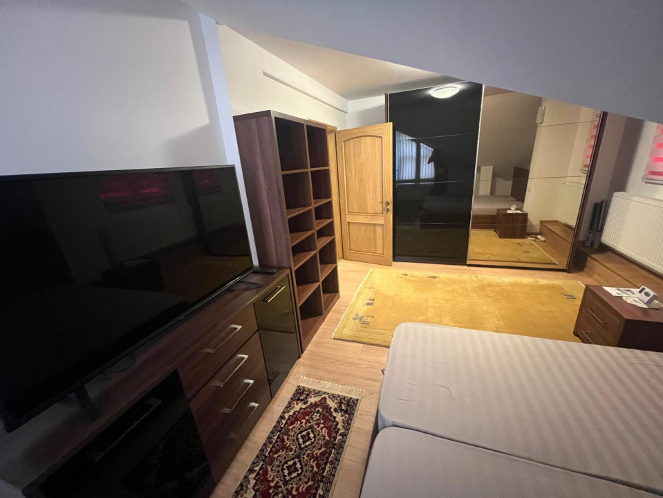 Apartament 3 camere, Miron Costin
