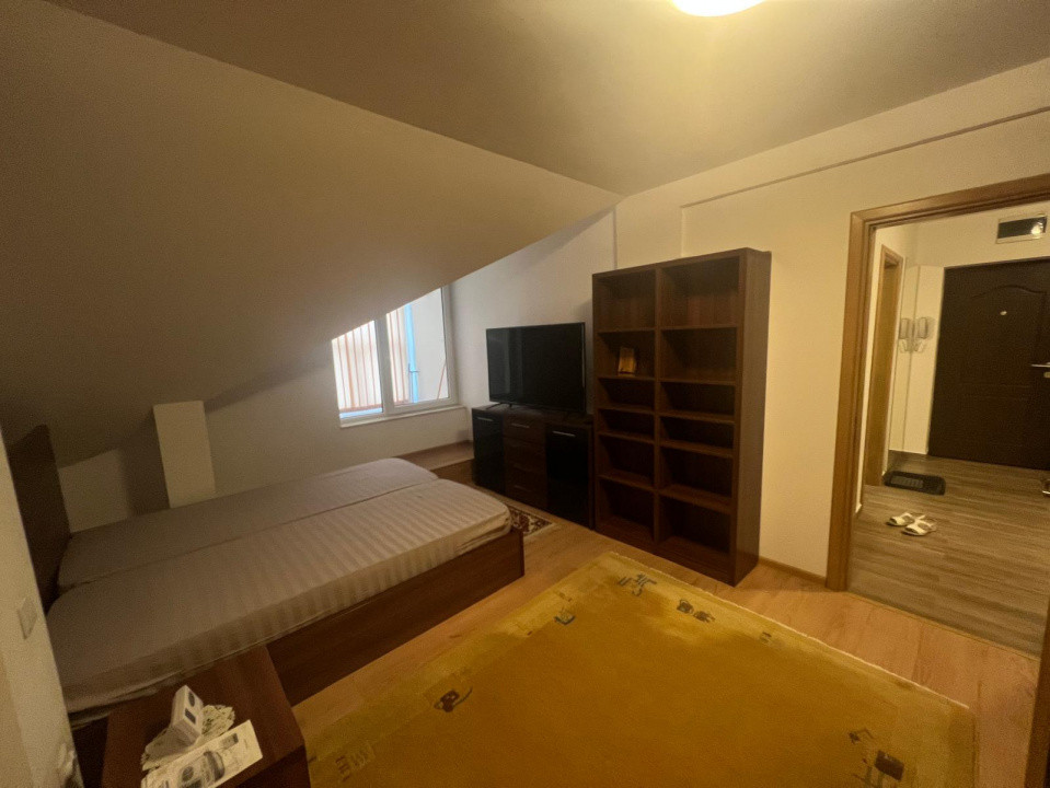Apartament 3 camere, Miron Costin