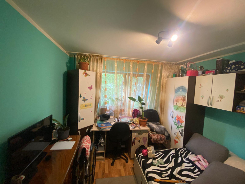 Apartament 3 camere, Milcov