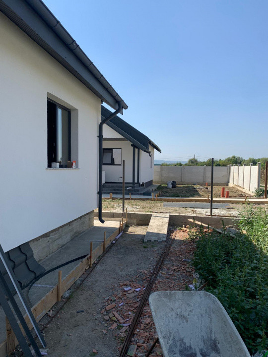 Casa NOUĂ Rusi Ciutea