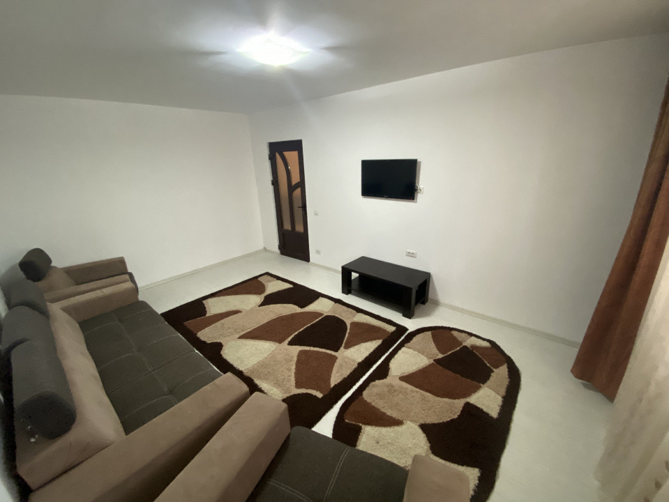Apartament 3 camere, zona Mioriței