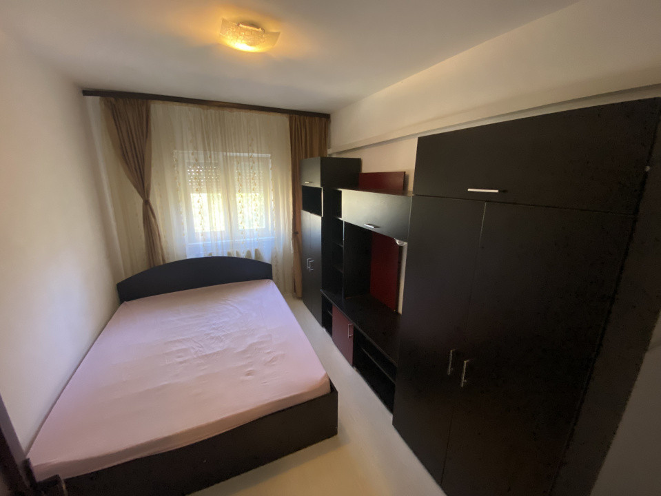 Apartament 3 camere, zona Mioriței