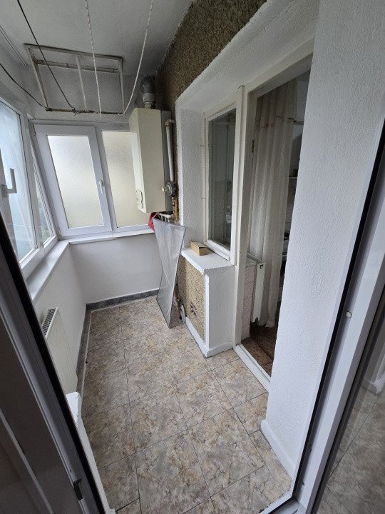 Apartament spatios zona 9 mai