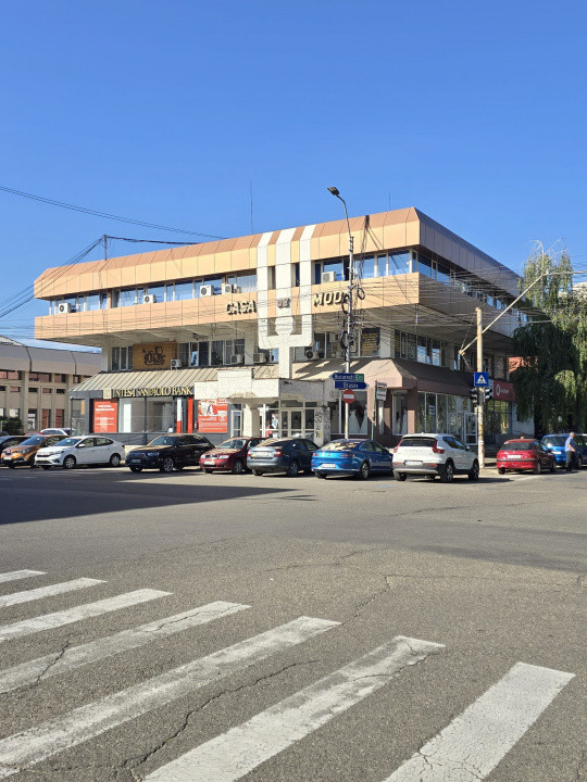 SPATIU OFERTANT ULTRACENTRAL 