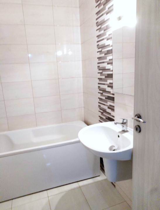 Apartament 2 camere, bloc nou