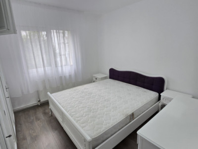 Apartament 3 camere  Piata Sud