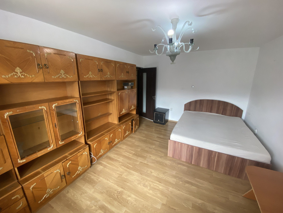 Apartament 2 camere, central 